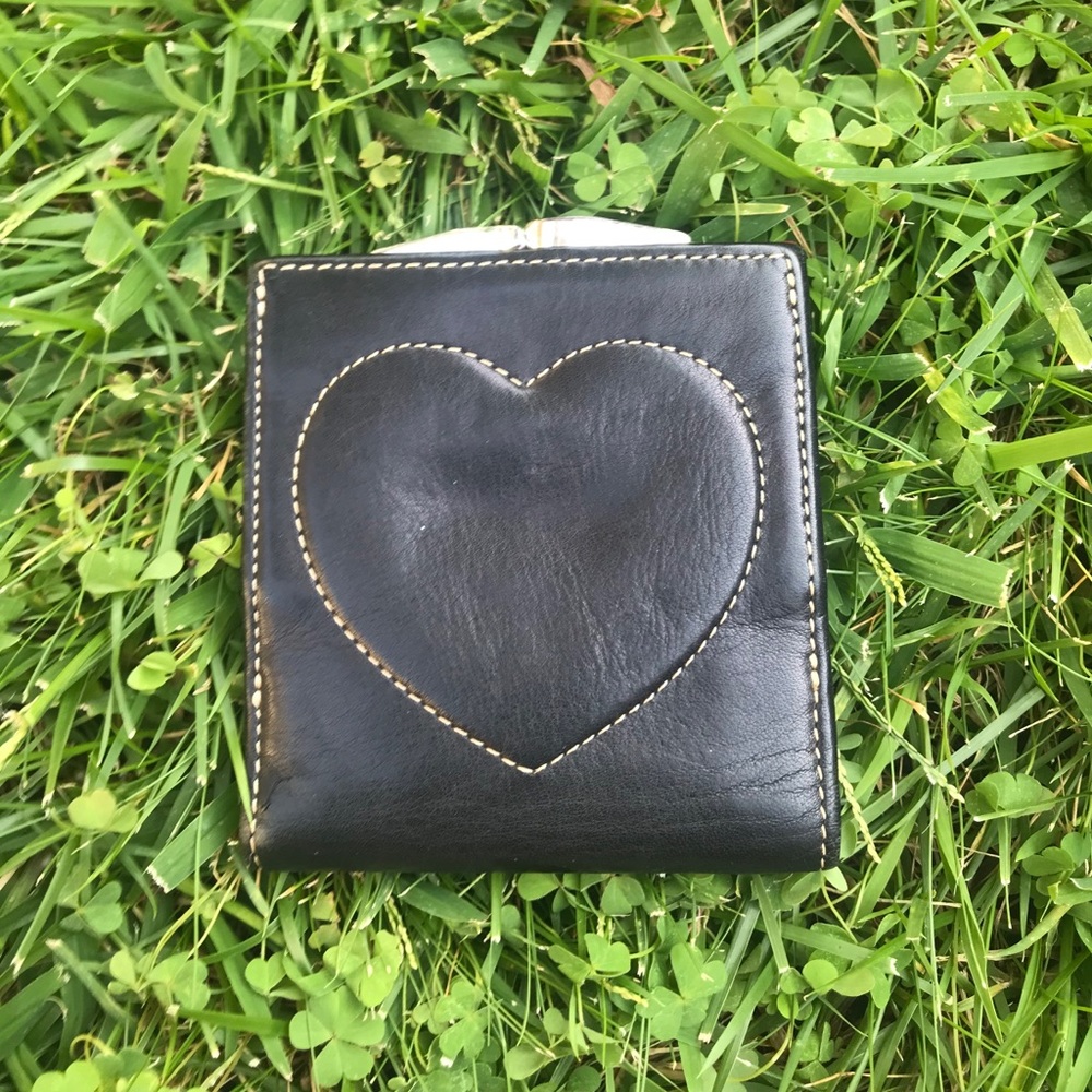 brighton heart wallet❤️